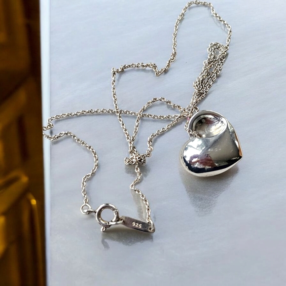 Tiffany & Co. Silver Folded Heart Necklace - Picture 4 of 7